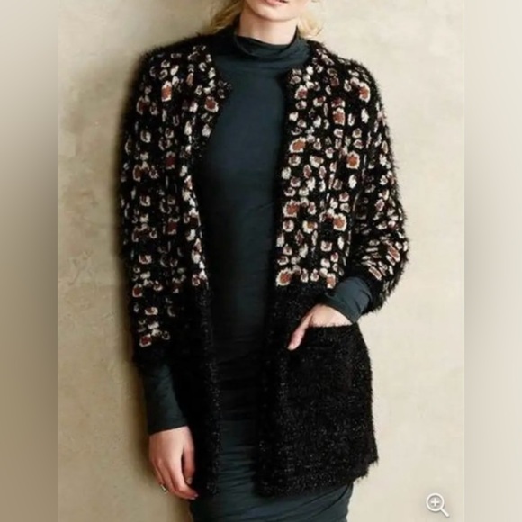 La Anthropologie La Fee Verte Feathered Leo Eyelash
Leopard Cardigan Medium - Picture 13 of 13